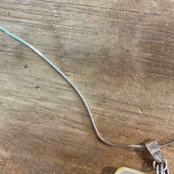 Shell necklace - Picture 5 of 8